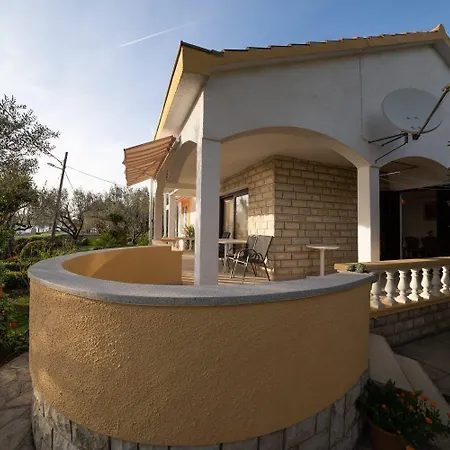 Holiday home House Petar 1 *